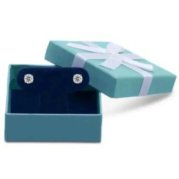 Brandon+Shea 0.25 Ct Real/Lab-Grown Diamond Studs – 14K Yellow Gold Filled - Picture 4 of 5